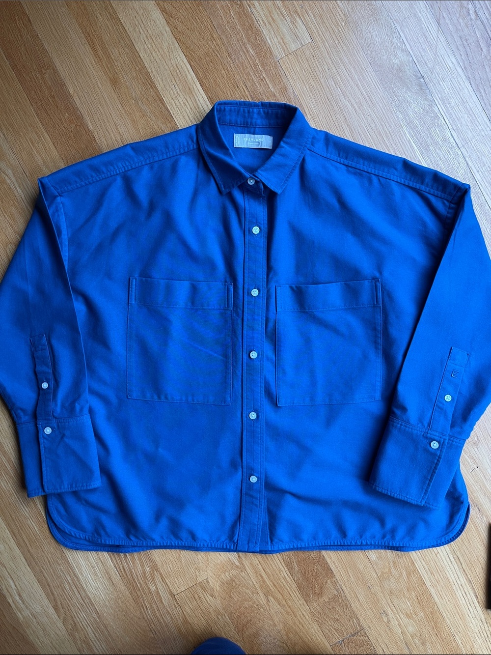Everlane Women’s Button-Down Shirt/Jacket in Royal Blue